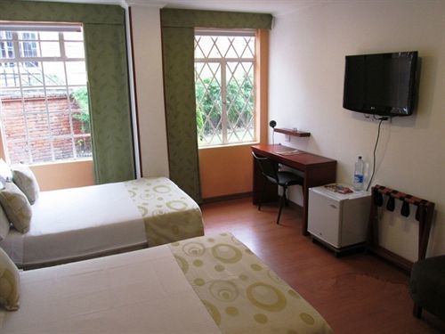 Hotel Ayenda 1068 Plaza 36 à Bogotá Extérieur photo
