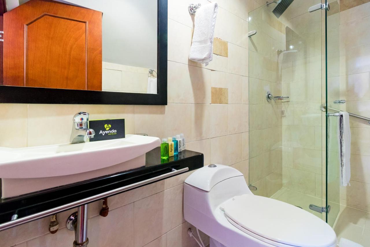 Hotel Ayenda 1068 Plaza 36 à Bogotá Extérieur photo